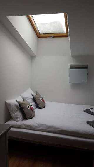 Проживание в семье KFiP Double Rooms Катовице Двухместный номер с 1 кроватью и собственной ванной комнатой-2
